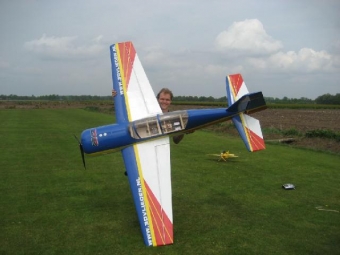 "John van gastel ""extreme flight Yak"""